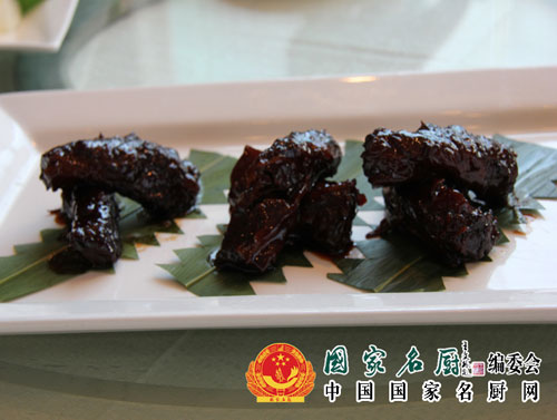 中国名厨 庄鹏成-碳烧安格斯牛肉.jpg